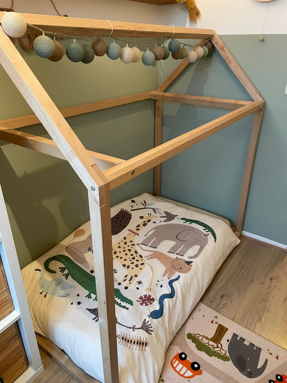 Peuterbed hout huisje van childwood by childhome, Ophalen, 70 tot 85 cm, 140 tot 160 cm, Zo goed als nieuw