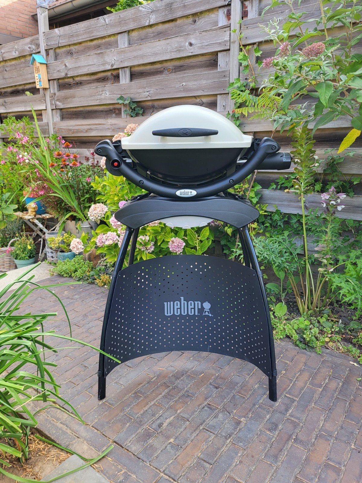 Weber Q1000 BBQ, Ophalen