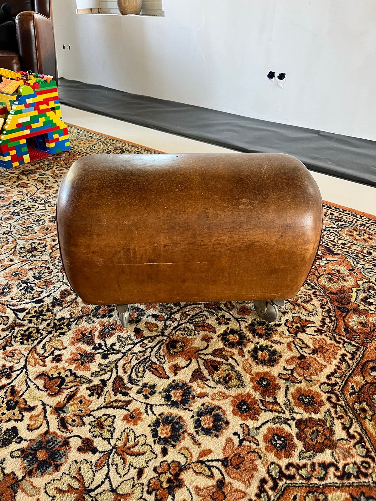 Vintage gymbok op wielen - 60x32x40 (LxBxH), Ophalen