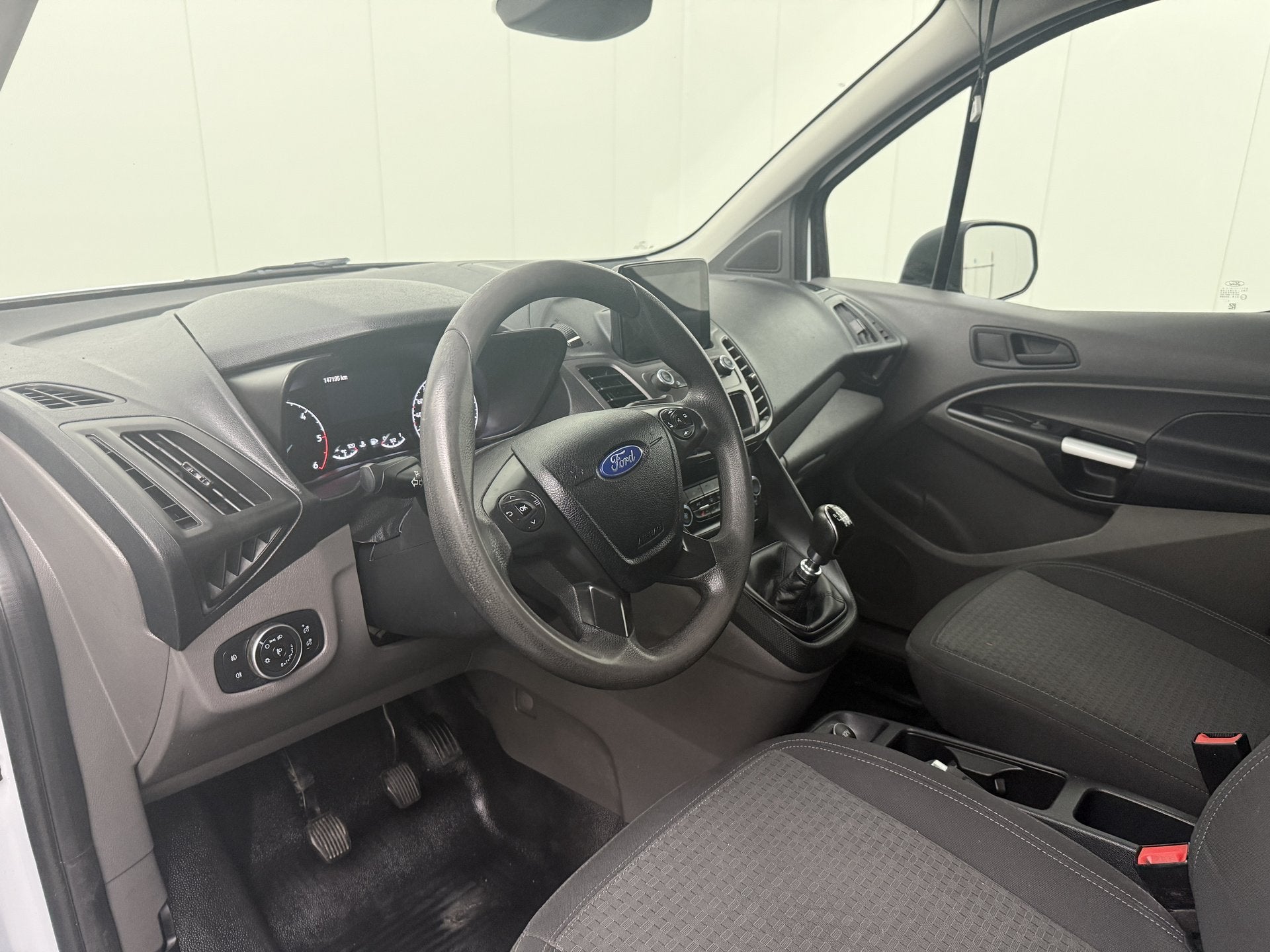 Ford Transit Connect 1.5EcoBlue Edition Lang | Kastinrichtin, Voorwielaandrijving, Gebruikt, Euro 6, 4 cilinders