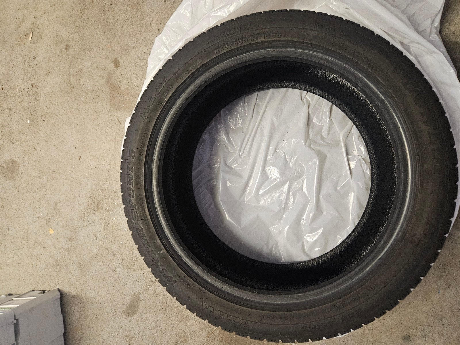 4x Dunlop Winter Sport 5 245/45 R18 100V XL winterbanden 7mm, Auto-onderdelen, Banden en Velgen, Ophalen, 18 inch, 245 mm, Winterbanden