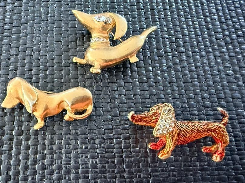 Set van 3 Teckel Broches - Goudkleurig met Strass, Overige materialen, 4 tot 7 cm, Gebruikt, Ophalen of Verzenden