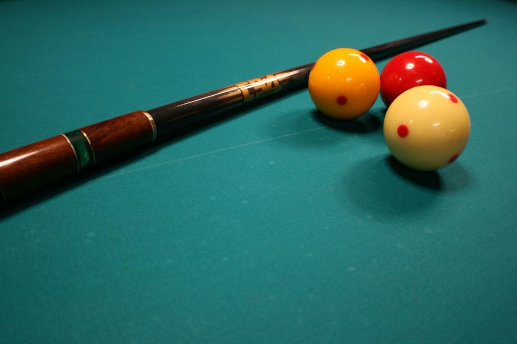 Gezocht: Longoni c94/K94, Sport en Fitness, Biljarten en Poolen, Ophalen, Keu of Ballen