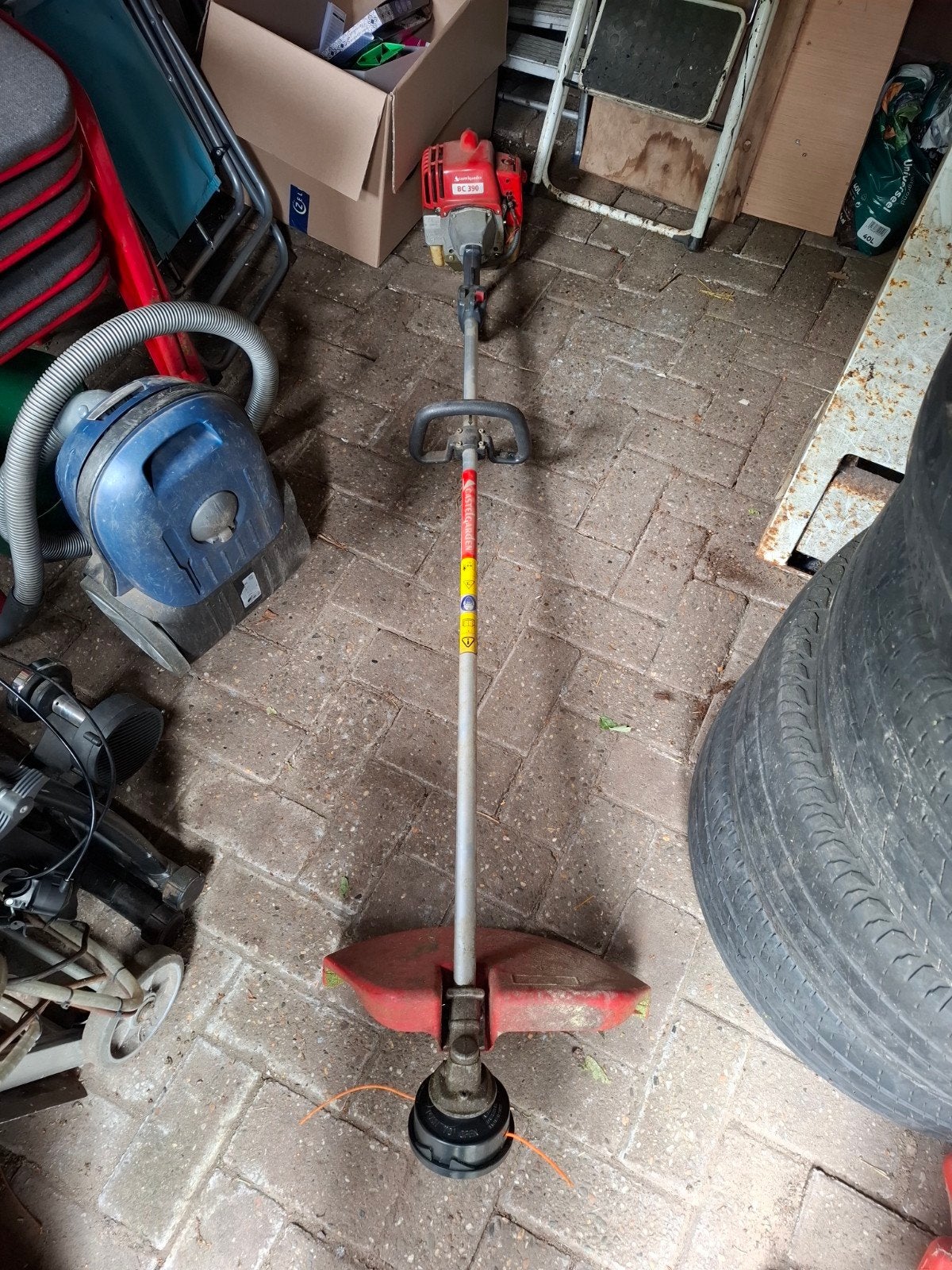 Bosmaaier, Ophalen, Benzine