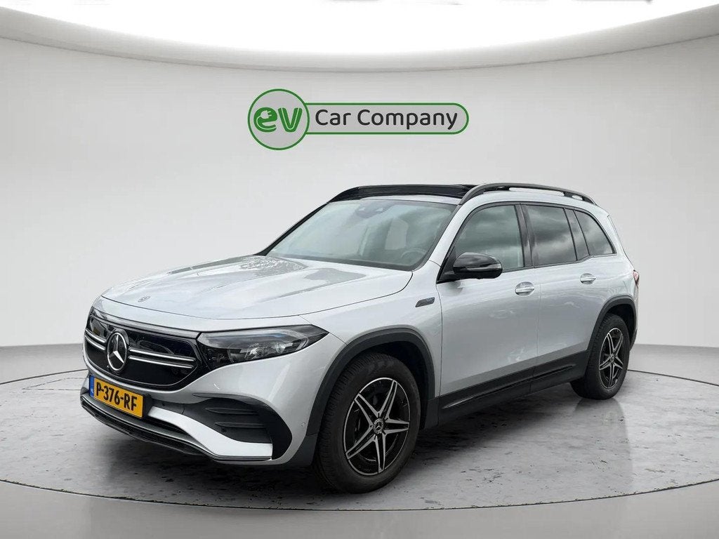 Mercedes-Benz EQB 250 AMG Line 67 kWh | SOH 96% | Panoramada, Auto's, Mercedes-Benz, EQB, 190 pk, Origineel Nederlands, SUV of Terreinwagen