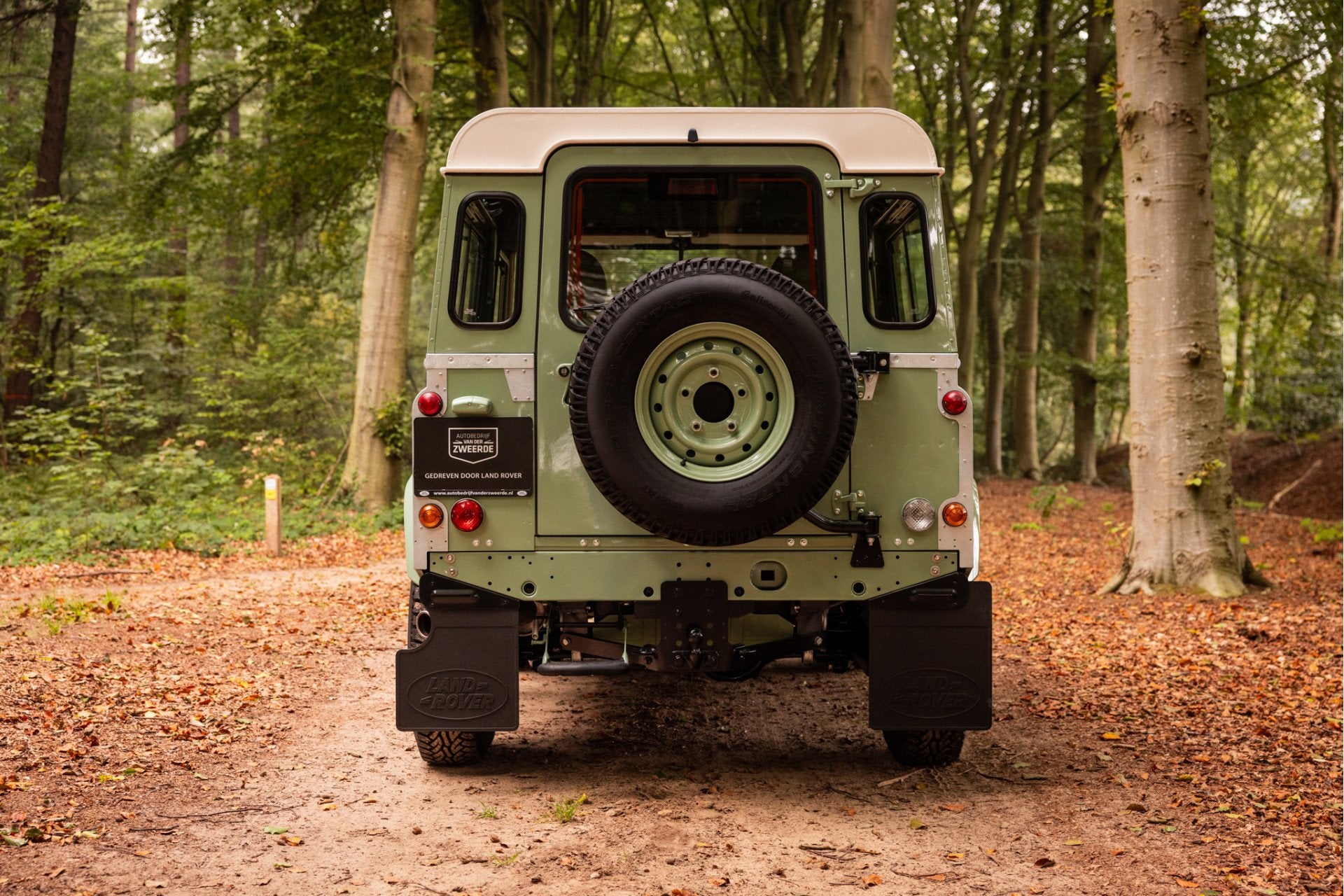 Land Rover Defender 2.2 Tdci Commercial Gerestaureerd Uniek, Auto's, 4 cilinders, 122 pk, Bedrijf, Vierwielaandrijving