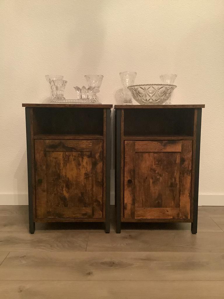 2 houten nachtkastjes Queen Ann dressoir brocante kastjes, Huis en Inrichting, Ophalen, Nieuw
