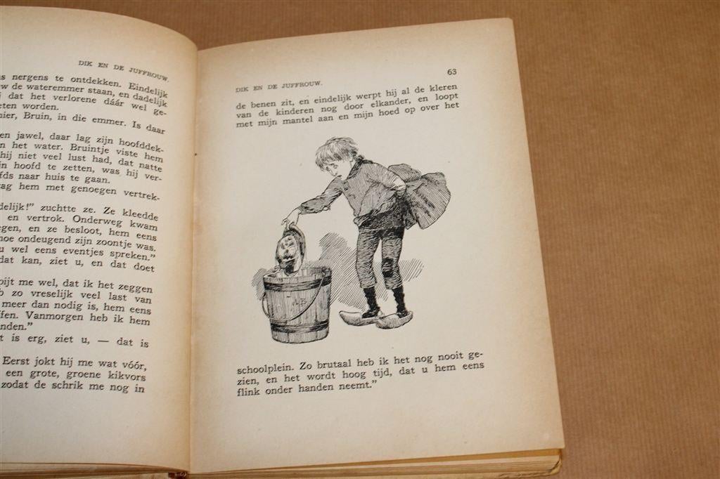 Uit het Leven van Dik Trom — Vintage Jeugdboek ca. 1948, Ophalen of Verzenden, Gelezen
