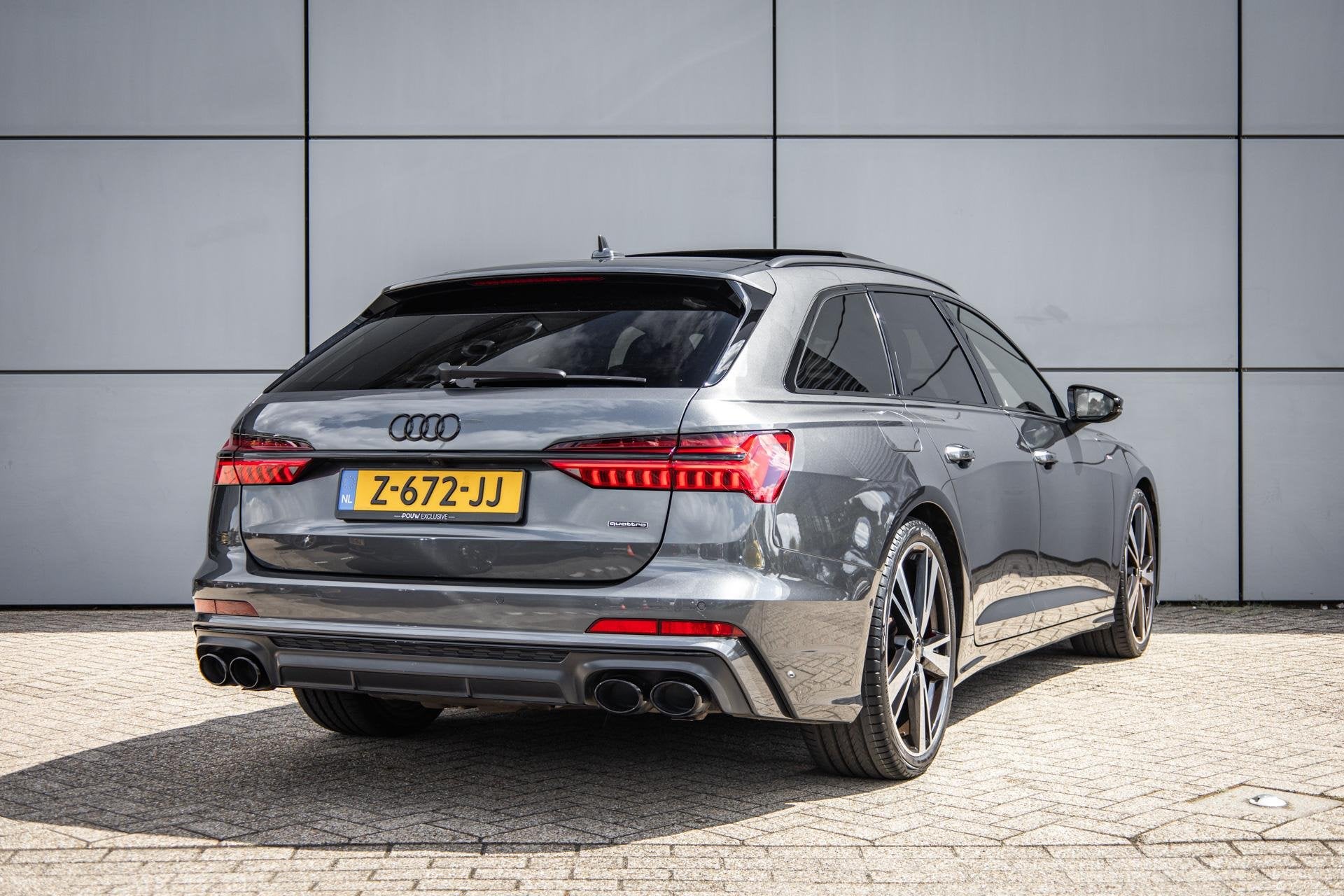 Audi A6 Avant 55 TFSIe 367pk quattro Pro Line S Competition, Auto's, Automaat, Verwarmde buitenspiegels, Gebruikt, 4 cilinders