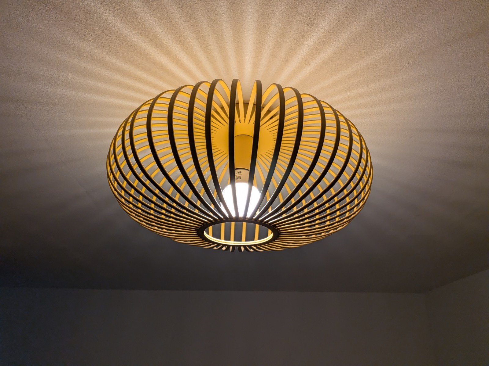 Okergele Plafondlamp - Modern Design, Modern, Ophalen of Verzenden, Zo goed als nieuw, Plafondlamp
