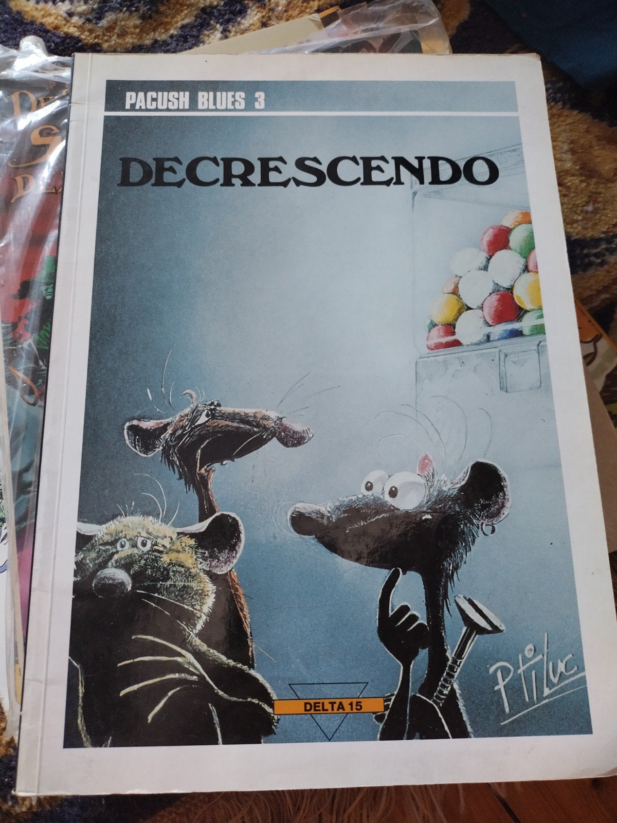 Decrescendo, Ophalen of Verzenden, Zo goed als nieuw, Ptiluc, Eén stripboek