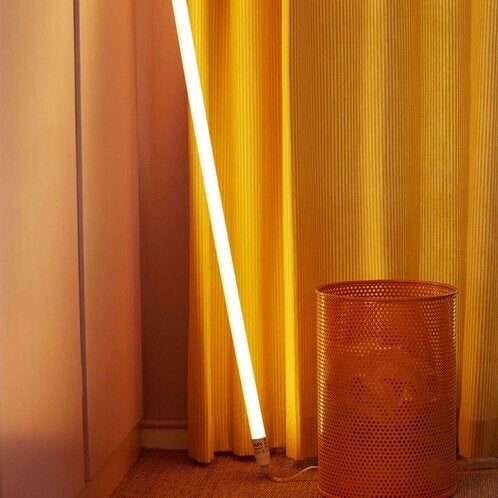 Hay Neon Tube LED Lamp, Ophalen, Kunststof, Gebruikt, 100 tot 150 cm