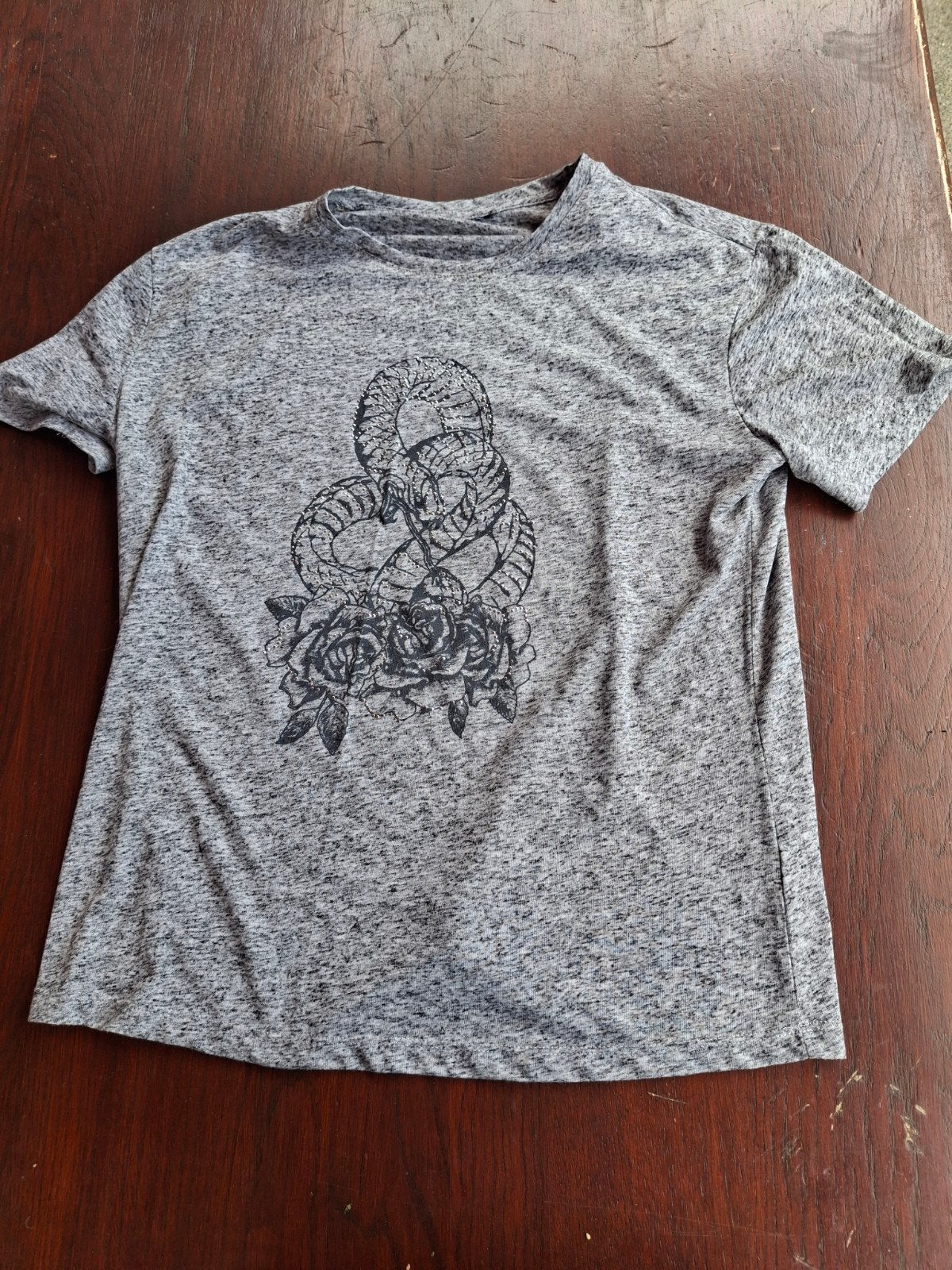Grijs T-shirt met ram skull & rozen print - Unisex - Maat S, Ophalen of Verzenden, Onbekend, Korte mouw, Maat 36 (S)
