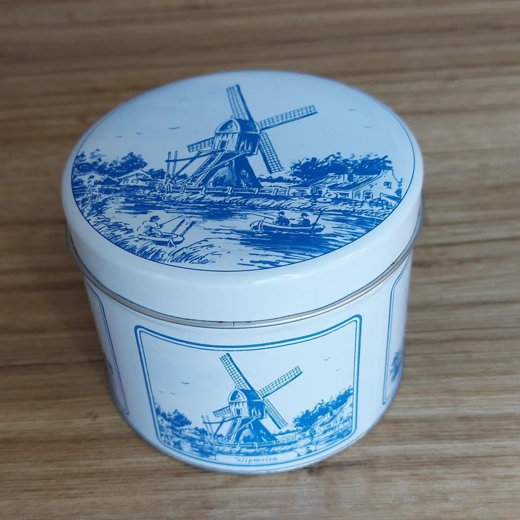 rond trommeltje met 4 Hollandse molens 8x10cm, Ophalen of Verzenden, Zo goed als nieuw, Koek(jes)