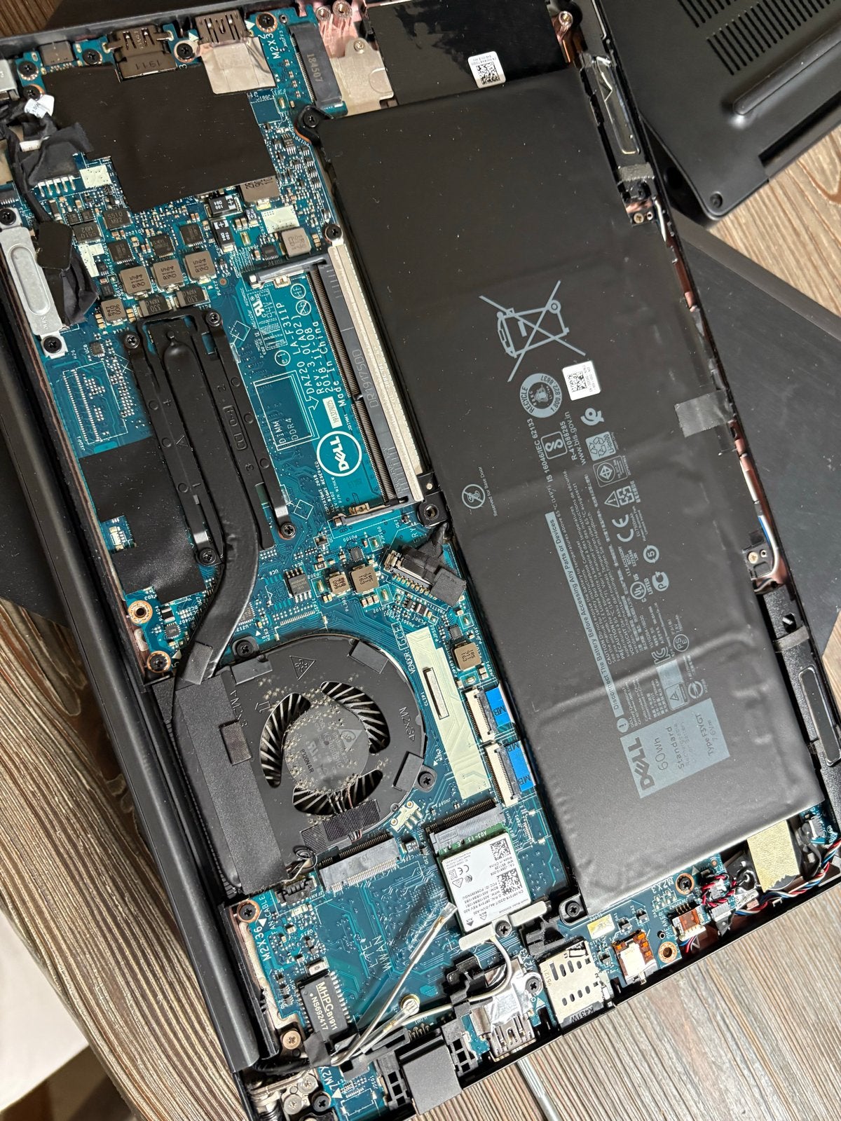 11 Laptops: Dell Latitude, Asus, hp - zonder hdd/ram, Computers en Software, Windows Laptops, Ophalen, Gebruikt, 2 tot 3 Ghz