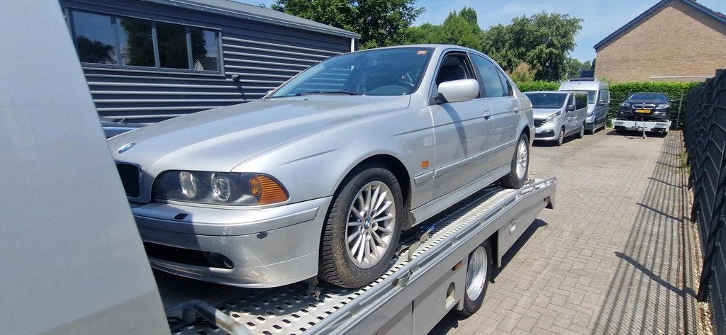 BMW 5-serie 530i Executive MOTORSCHADE !, Automaat, Achterwielaandrijving, Gebruikt, 231 pk