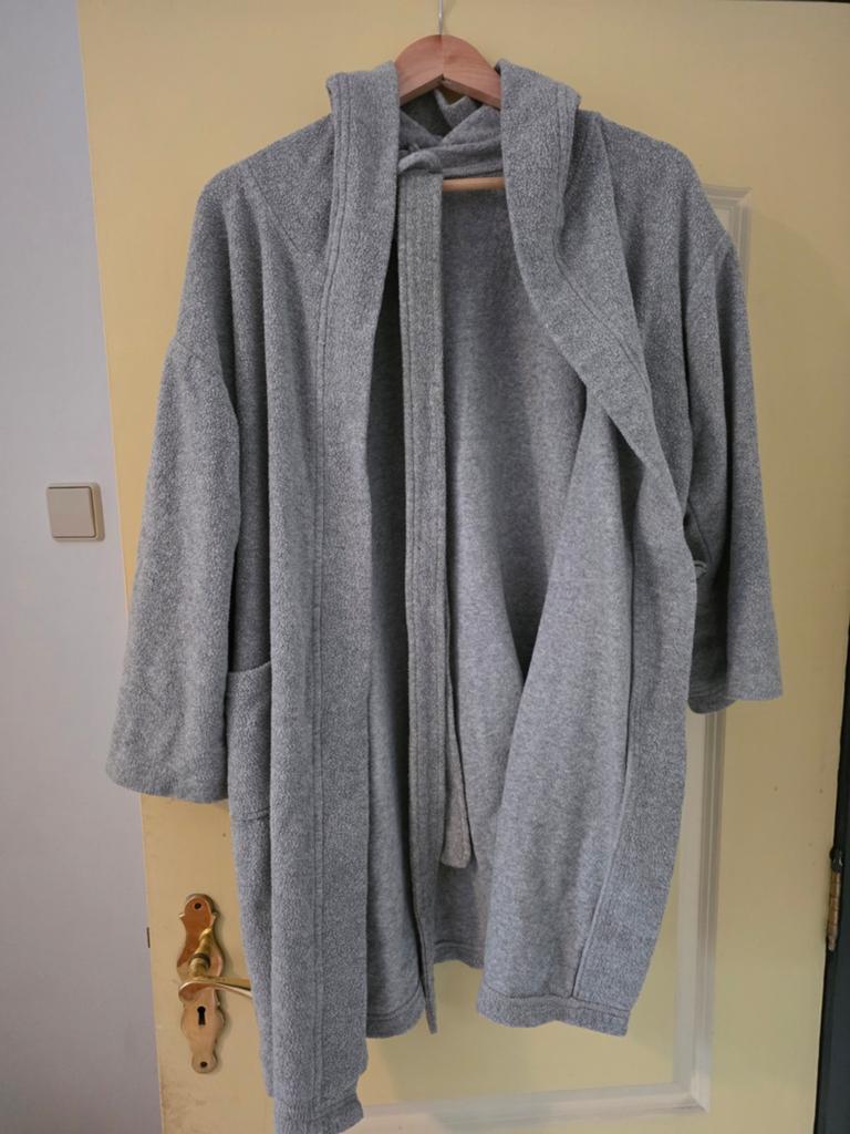 Badjas maat 164 polyester, Kinderen en Baby's, Kinderkleding | Maat 164, Ophalen of Verzenden, Gebruikt, Jongen of Meisje, Nacht- of Onderkleding