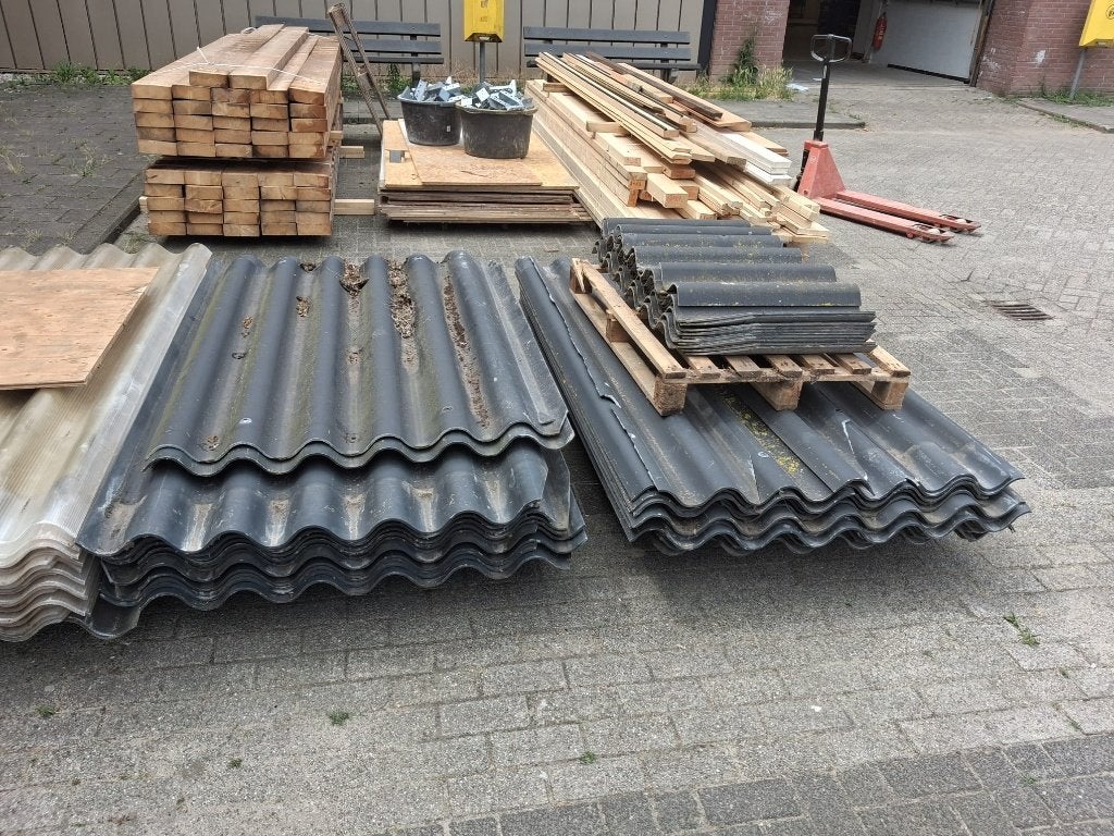 BM26114 - Materialen van overkapping, hout, Ophalen, Gebruikt, Hout, Overige typen