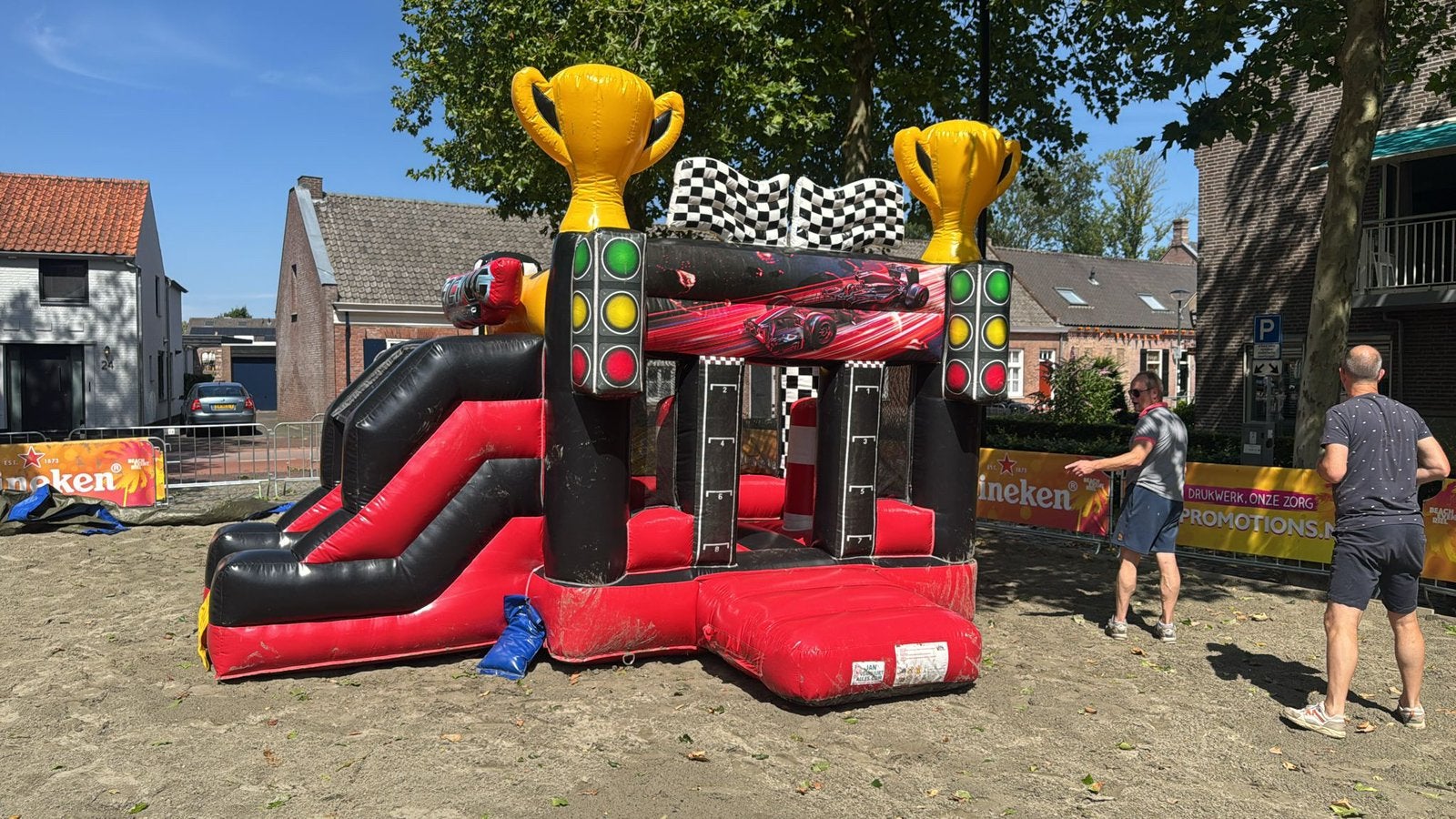 Springkussen RACE & SLIDE XL. Tilburg Hilvarenbeek, Goirle, Ophalen, Zo goed als nieuw, Overige
