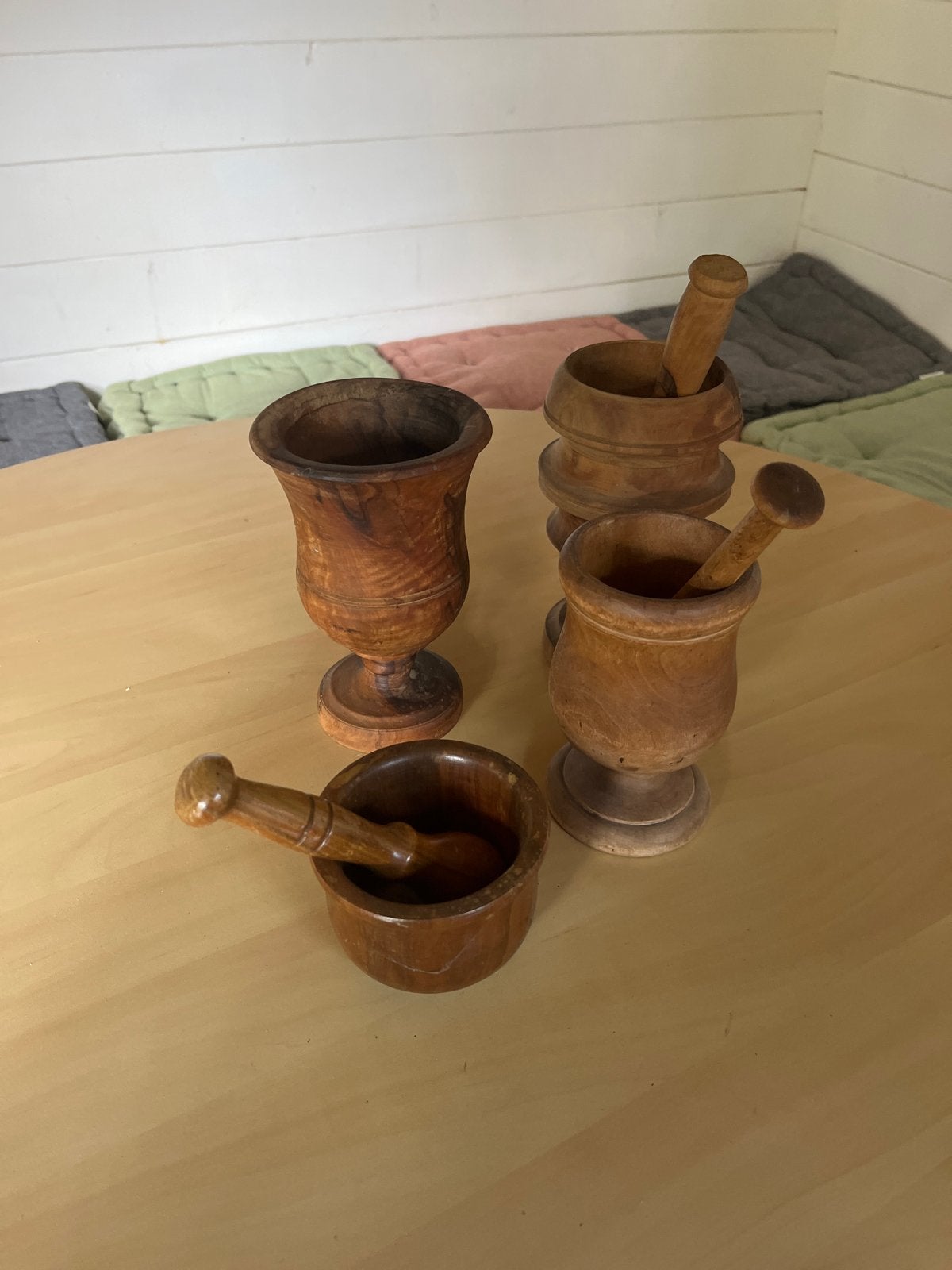 Set van 4 houten vijzels en stamper, Antiek en Kunst, Ophalen of Verzenden