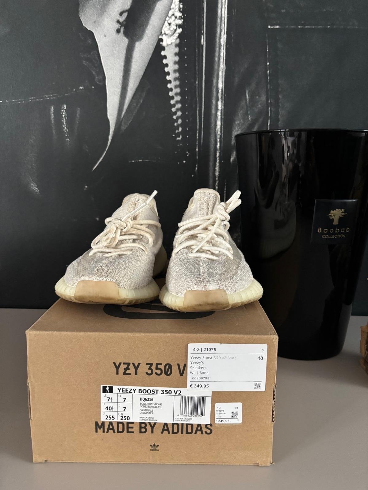 Adidas Yeezy Boost 350 V2 Bone - Maat 40, Ophalen, Gedragen, Overige kleuren, Sneakers of Gympen