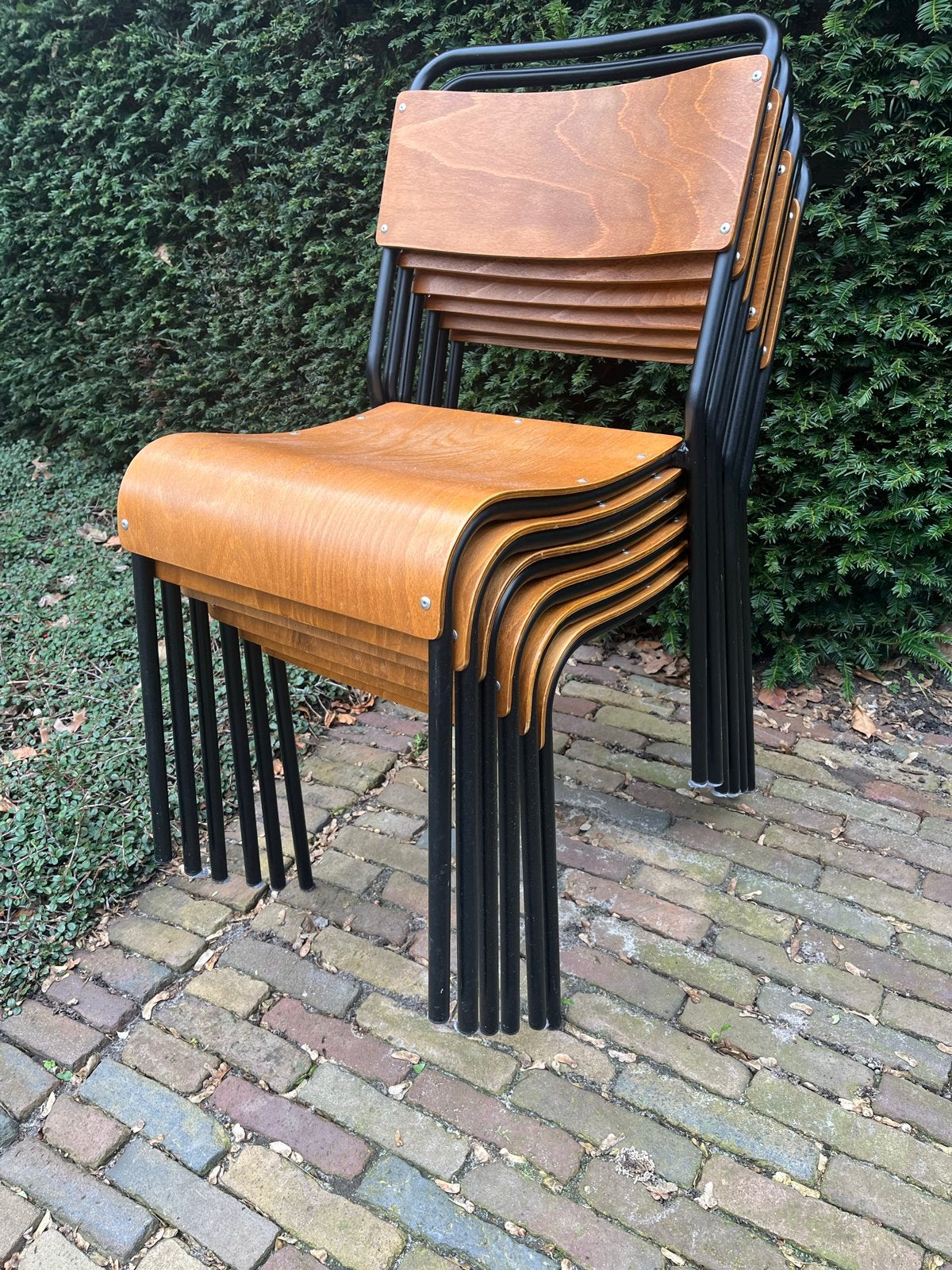 Set van 6 House Doctor stapelstoelen/eetstoelen, Ophalen, Gebruikt, Bruin, Vijf, Zes of meer stoelen