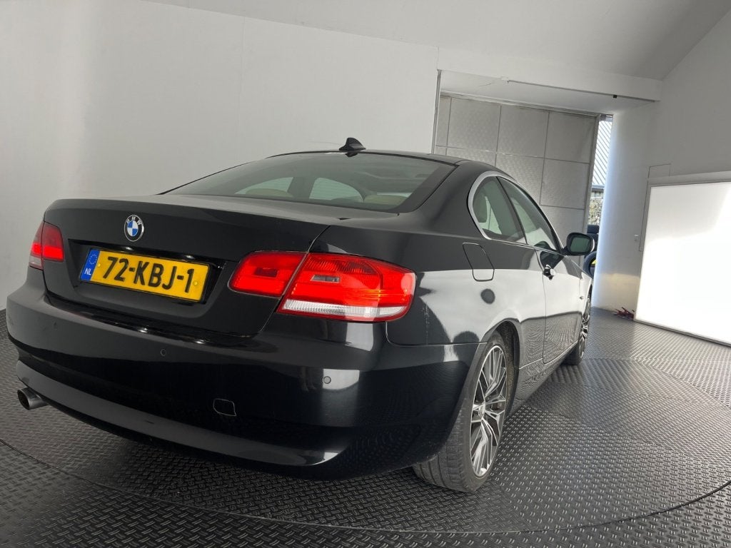 BMW 3 Serie Coupe 320i Coupe Creme leer schuifdak NAP, Euro 5, 15 km/l, 4 cilinders, 163 pk