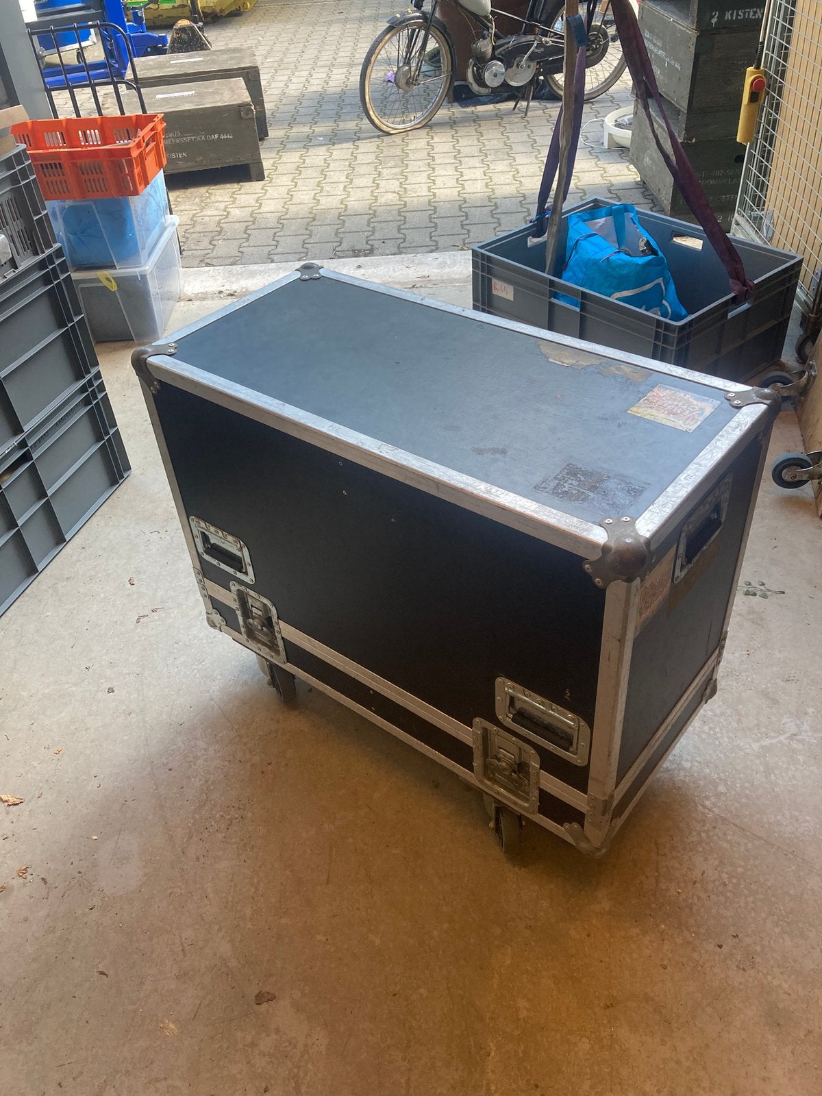 Flightcase voor 2 speakers., Muziek en Instrumenten, Ophalen, Gebruikt, Flightcase