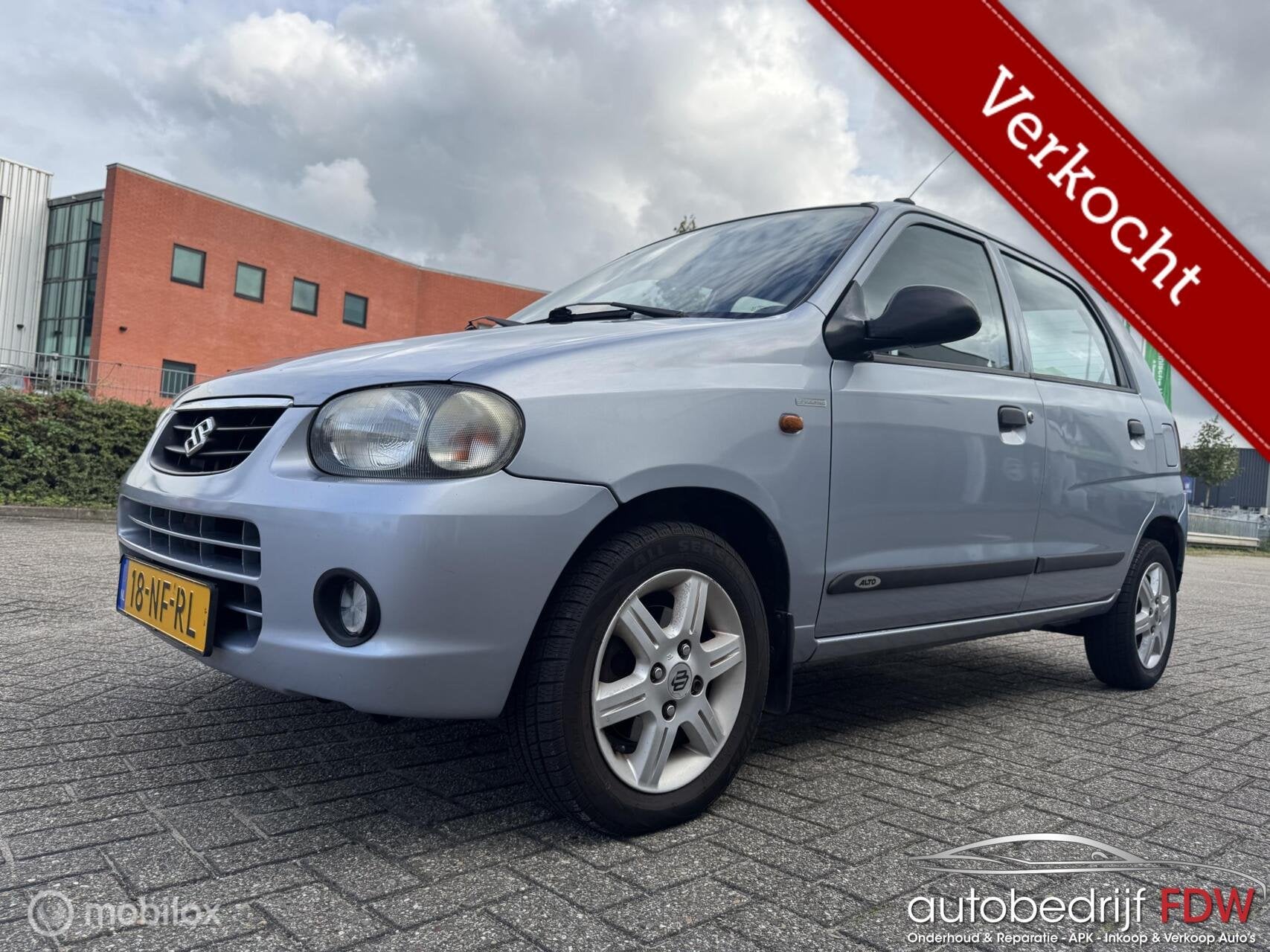 Suzuki Alto 1.1/5DEURS/LM VELGEN/ELEKTR.AMEN/STUUR BEKR/, Auto's, Voorwielaandrijving, 750 kg, 4 cilinders, Origineel Nederlands