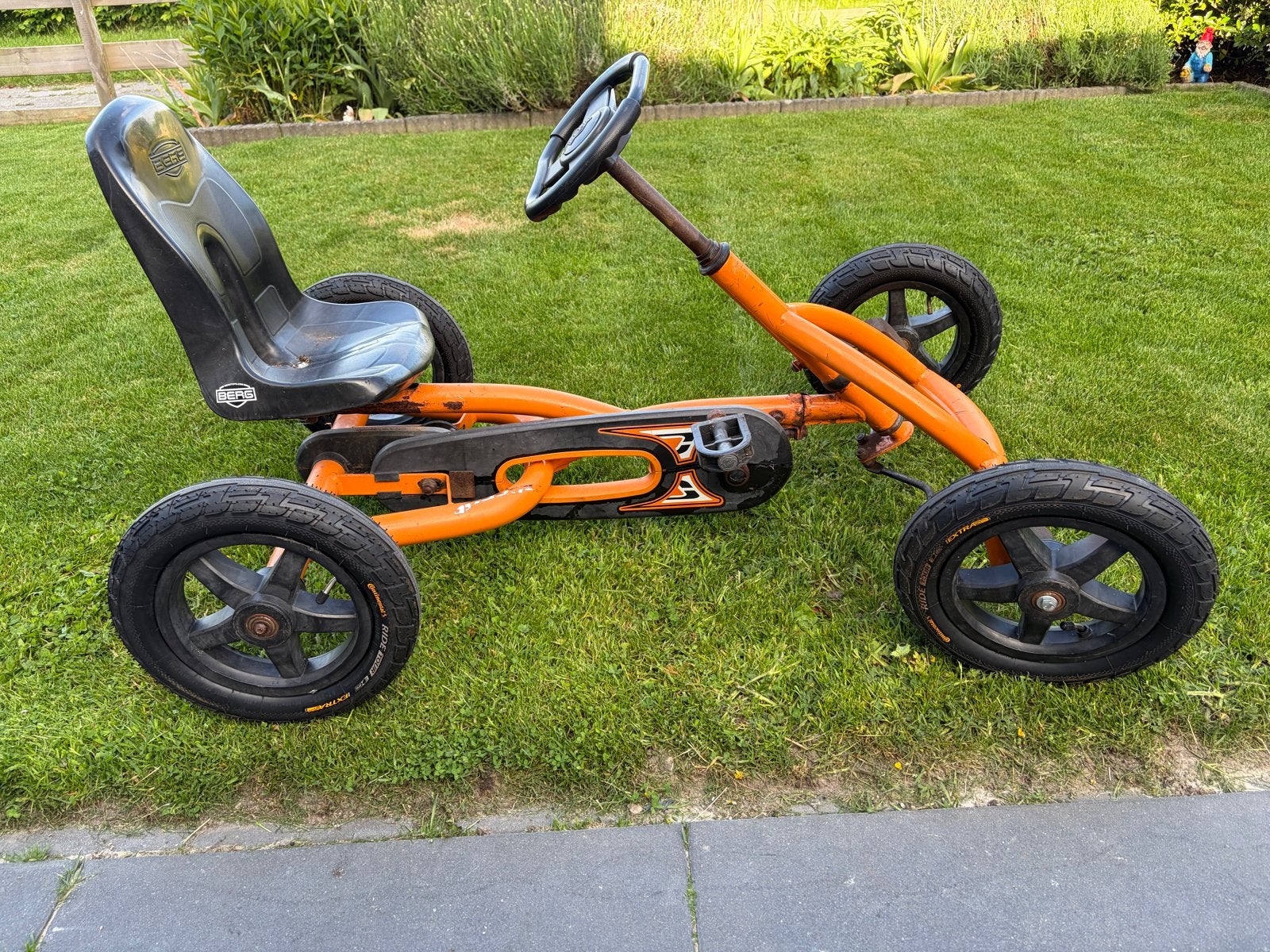 Berg Buddy skelter, oranje, met 4 nieuwe banden!, Kinderen en Baby's, Ophalen of Verzenden, Gebruikt, Berg
