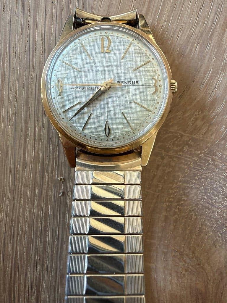Benrus vintage horloge 32 mm, Sieraden, Tassen en Uiterlijk, Overige merken, Staal, Polshorloge, 1960 of later
