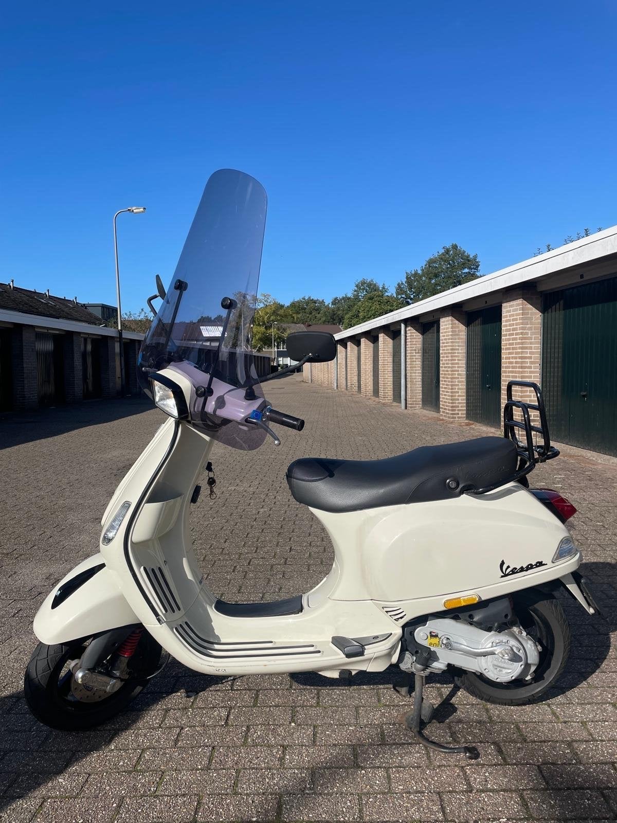 Vespa S 4-takt snorscooter wit, Ophalen, Vespa S, Zo goed als nieuw, Benzine