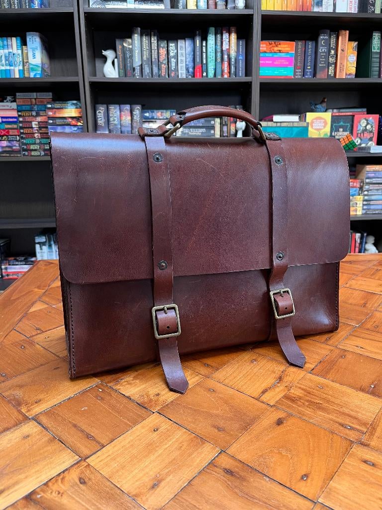 Satchel & Page - 4 way briefcase - Aktetas - Volnerf leer, Ophalen of Verzenden, Zo goed als nieuw, Minder dan 35 cm, Verstelbaar tot rugtas