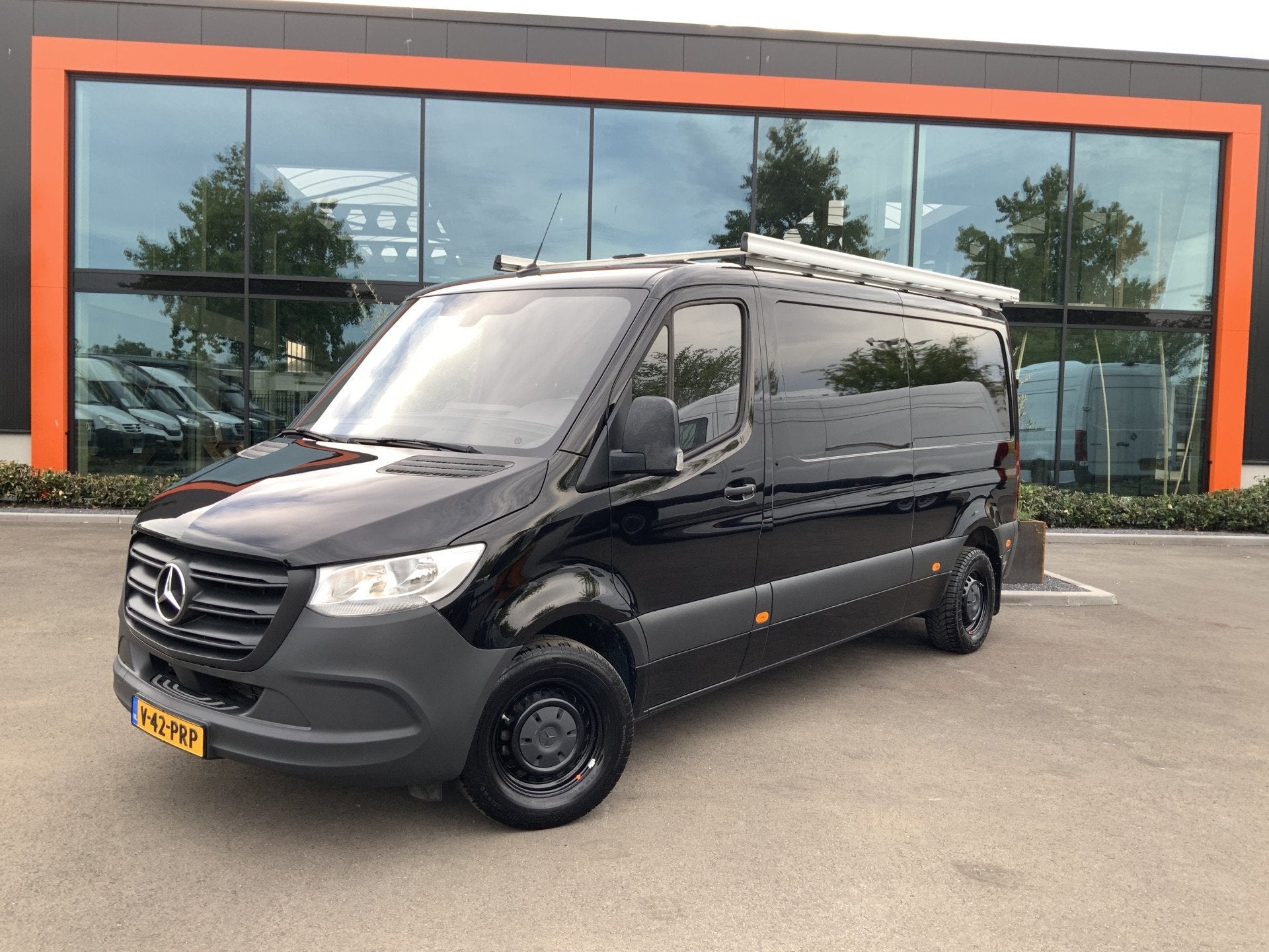 Mercedes-Benz Sprinter 315 1.9 CDI L2H2 FWD L2H1 Airco Camer, Stof, Gebruikt, Euro 6, 4 cilinders