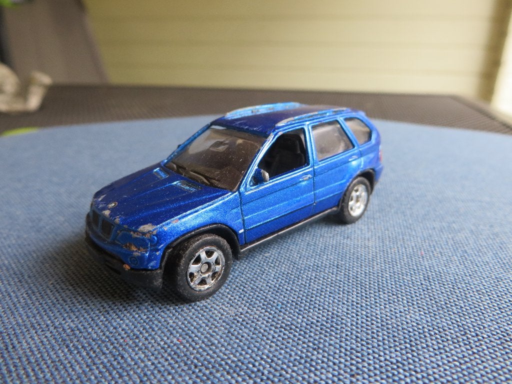 Welly BMW X5, Ophalen of Verzenden, Gebruikt, Motor, Welly