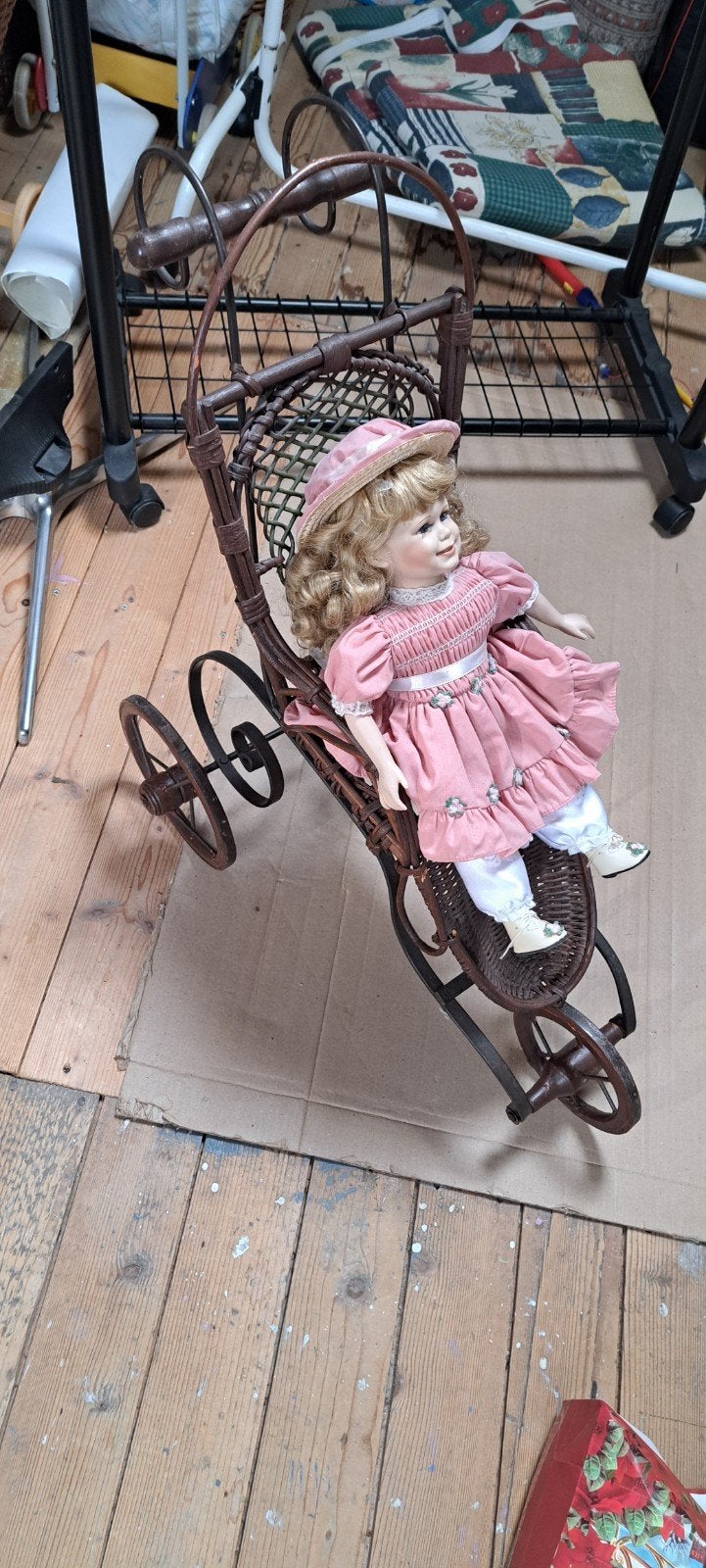 Antieke poppenwagen met porseleinen pop, Ophalen, Gebruikt, Overige typen