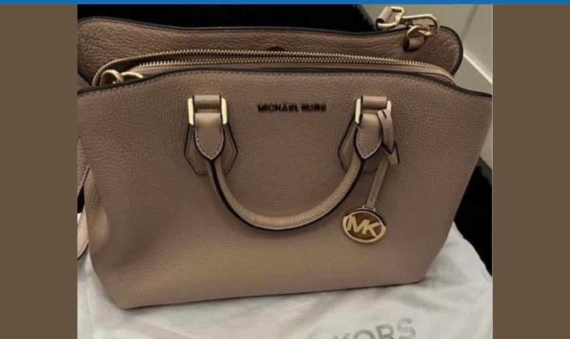 Michael Kors Beige Handtas - Stijlvol en Praktisch, Ophalen of Verzenden, Zo goed als nieuw, Beige, Handtas