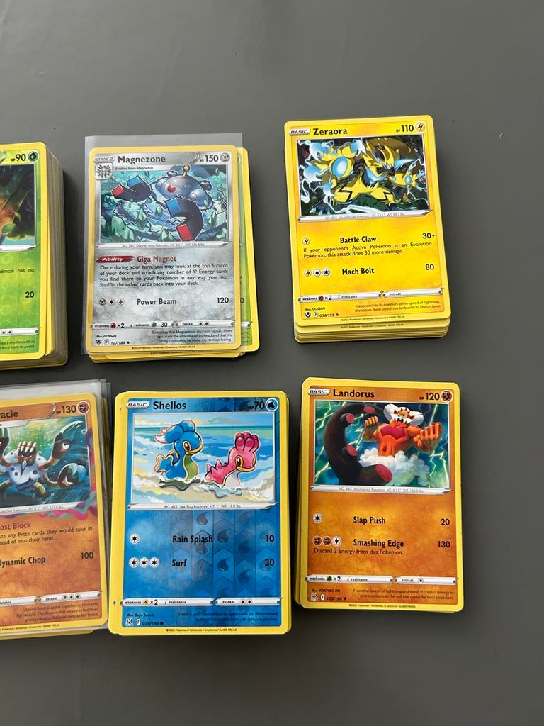 Pokémon Kaarten Collectie - Diverse Sets & Zeldzame Kaarten, Ophalen of Verzenden, Zo goed als nieuw, Meerdere kaarten