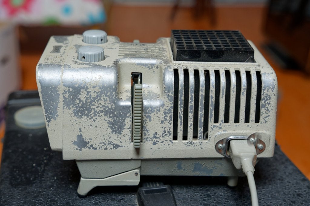 Diaprojector Noris 500 met koffer, Ophalen of Verzenden, Gebruikt