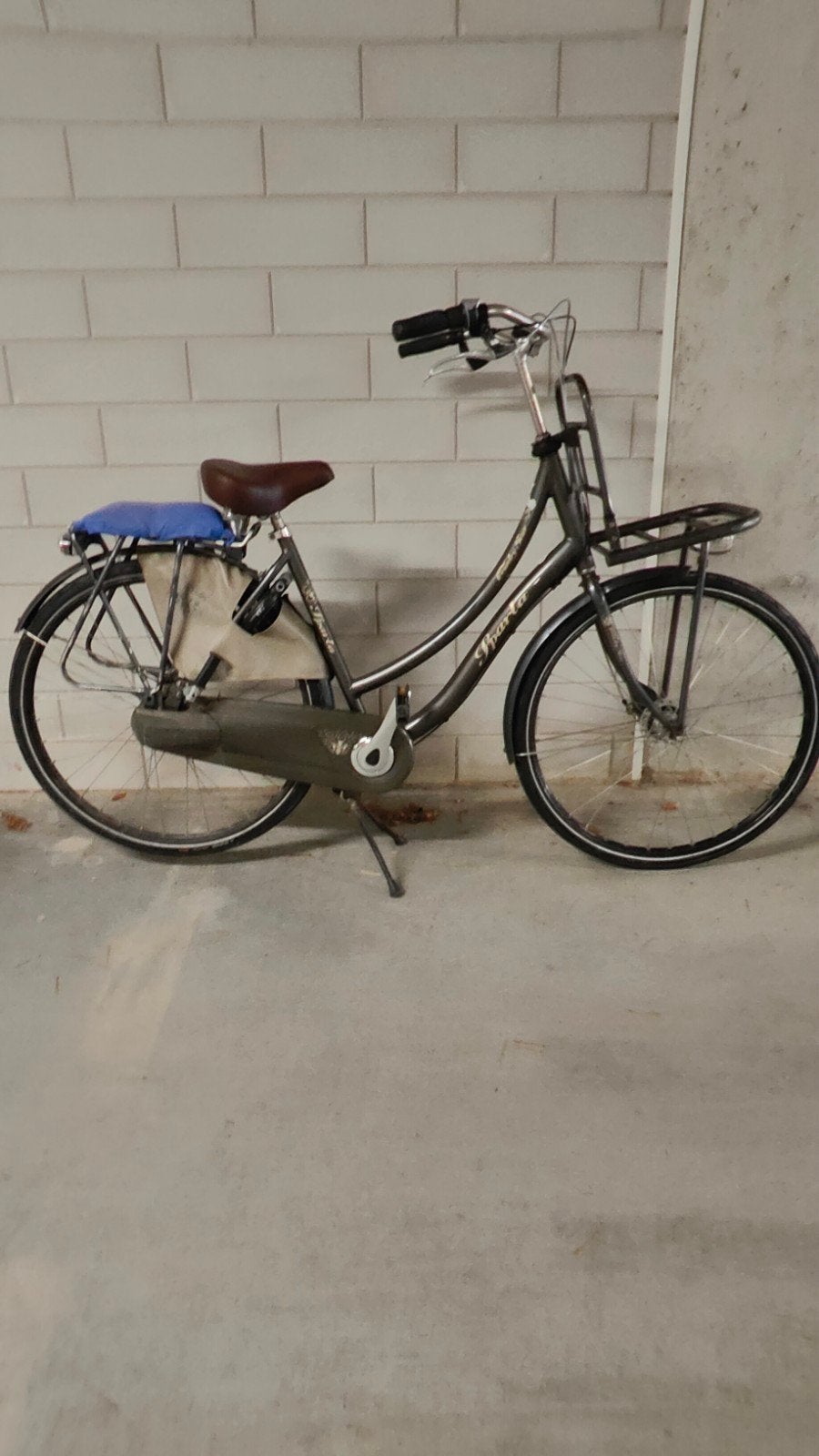 Sparta fiets met carrier, Ophalen, Sparta, Gebruikt, Versnellingen