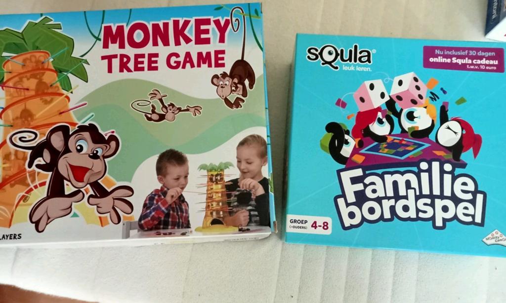 Zo goed als nieuw Squla familie bordspel, Plus het leuke Mon, Hobby en Vrije tijd, Gezelschapsspellen | Bordspellen, Vijf spelers of meer