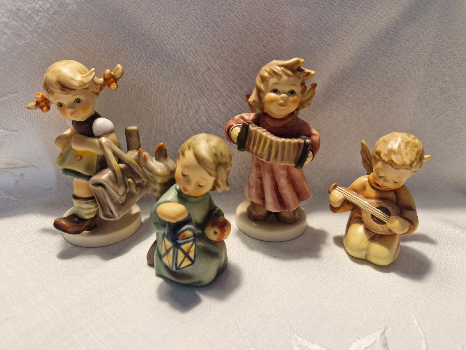 Hummel Goebel beeldjes, Ophalen of Verzenden, Zo goed als nieuw, Figuurtje