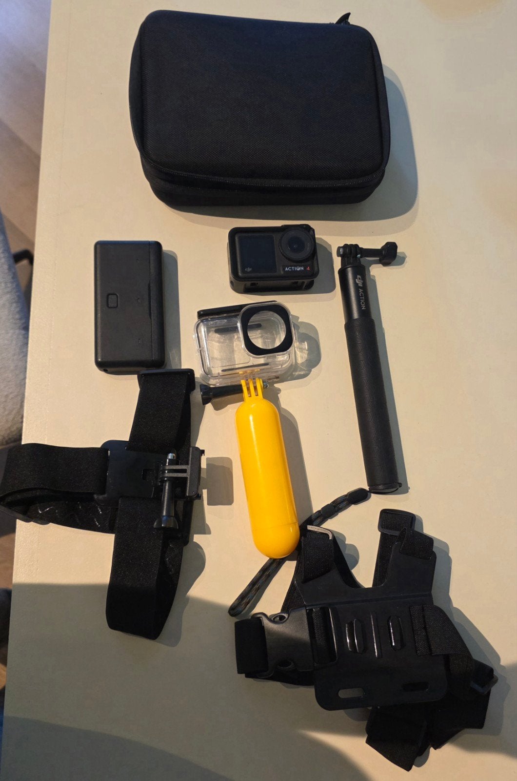 DJI Action 4 met uitgebreide accessoireset, Ophalen of Verzenden, Zo goed als nieuw, Overige merken