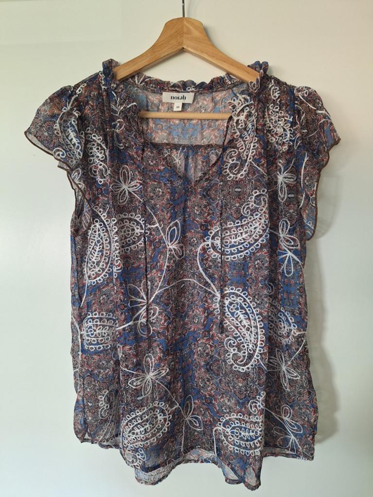 Nieuwe Norah blouse met grafische print, maat 36, Kleding | Dames, Blouses en Tunieken, Blauw, Nieuw, Ophalen of Verzenden, Norah