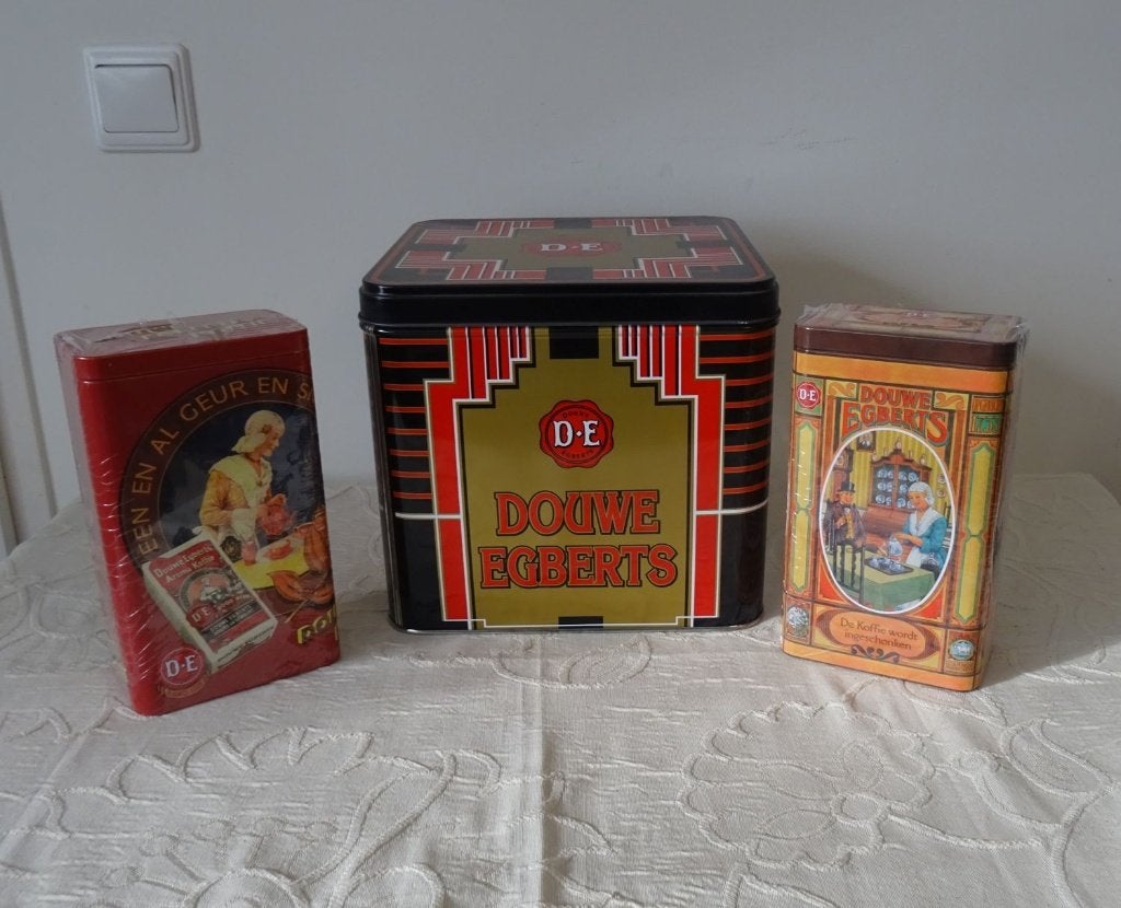Drie blikken van Douwe Egberts., Ophalen of Verzenden, Gebruikt, Koffie, Douwe Egberts