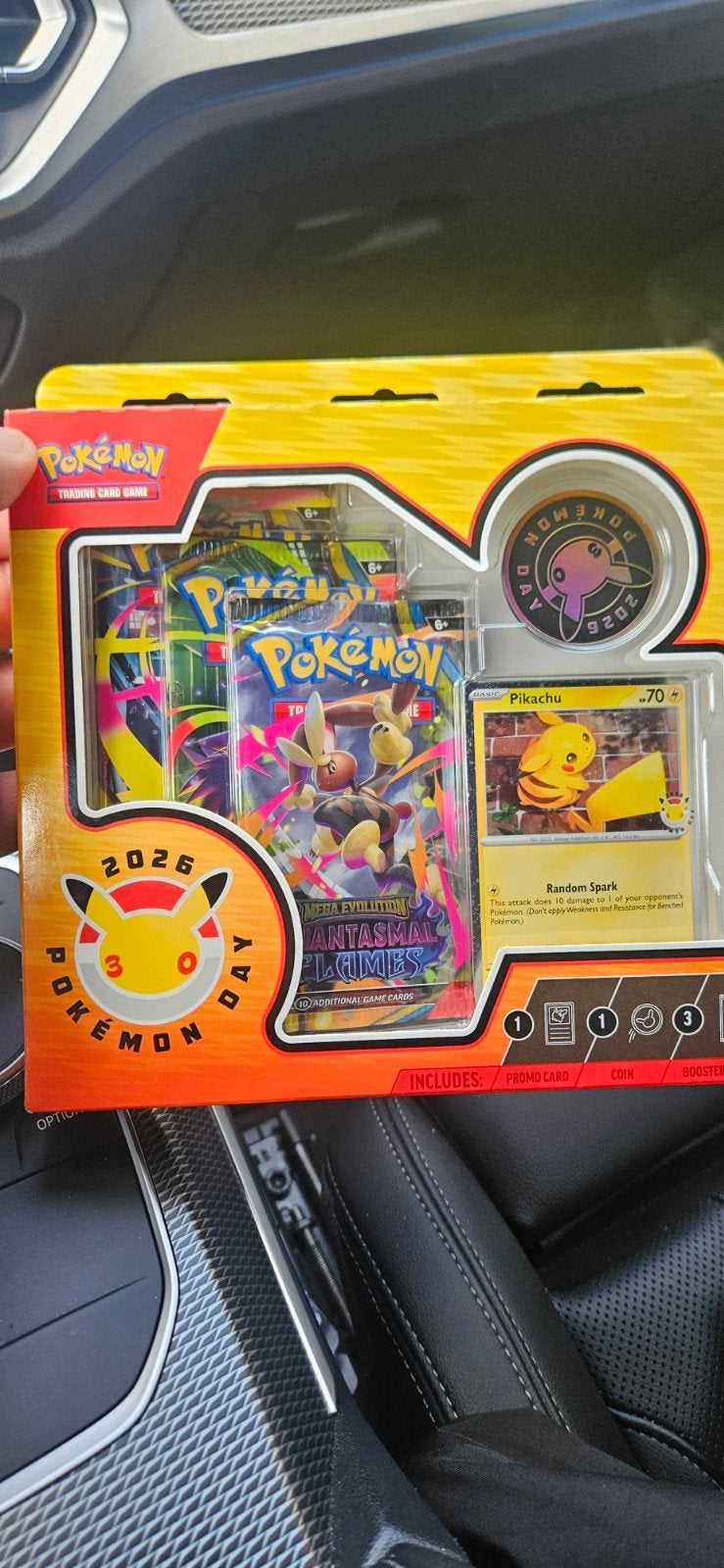 Pokémon Day 2026 Collectie met Pikachu Promokaart, Ophalen of Verzenden, Nieuw, Overige typen
