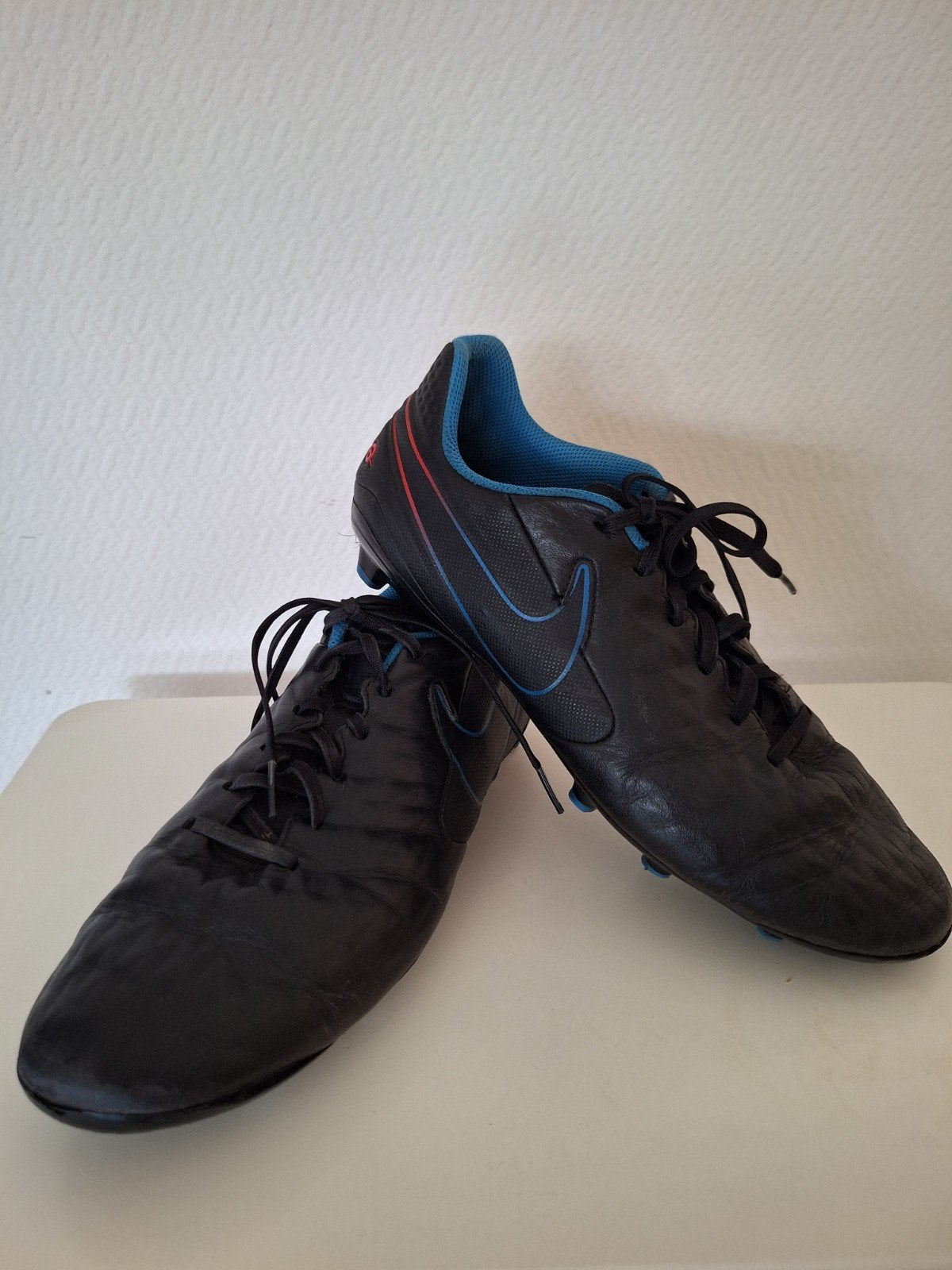 Nike Tiempo voetbalschoenen - Maat 44 (US 10), Maat XS of kleiner, Ophalen of Verzenden, Gebruikt, Schoenen