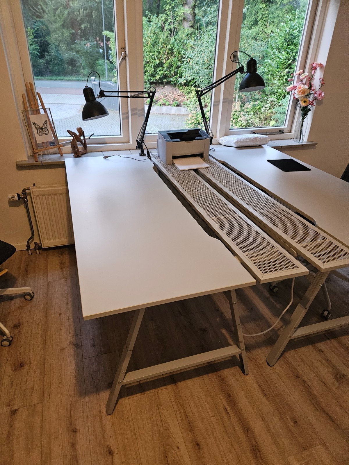 Ikea Bureau Grijs 2x met Kabelnet - 80x160 cm