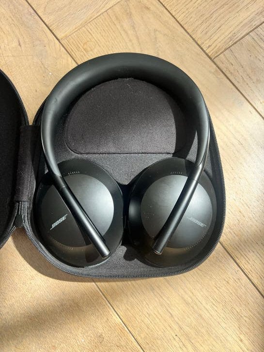 Bose Noise Cancelling Headphones 700 - Draadloos Zwart
