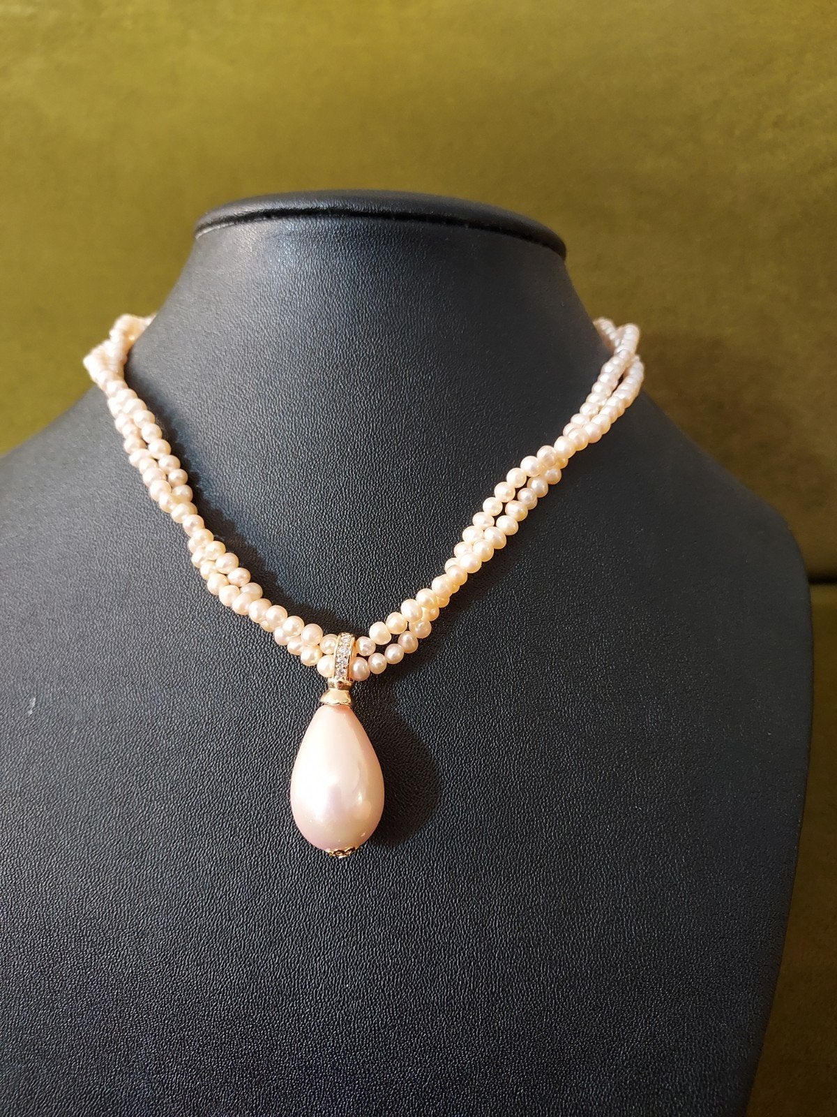 Elegante parelketting met hanger van Tridacna, Overige materialen, Nieuw, Ophalen of Verzenden, Roze